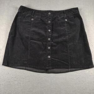Torrid Womens 18 Black Corduroy Mini Skirt Snap Front EUC Casual Wear Plus Size